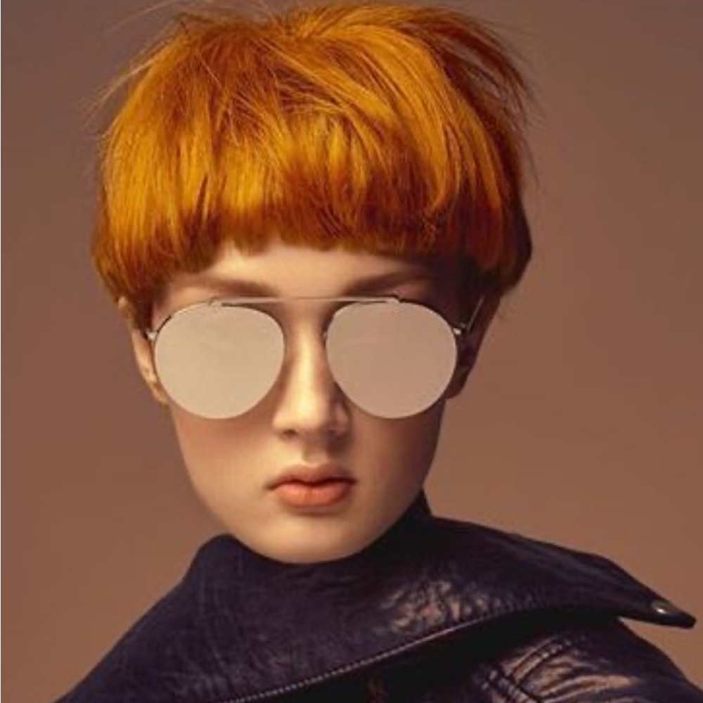 CHRISTIAN ROTH/ Model: Reducer/Silver/ Metal Frame Shape: Aviator Men, Women.